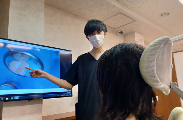 録画した治療動画を活用した、目で見て納得できる丁寧な説明